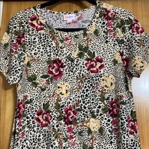 EUC Lularoe small Carly
